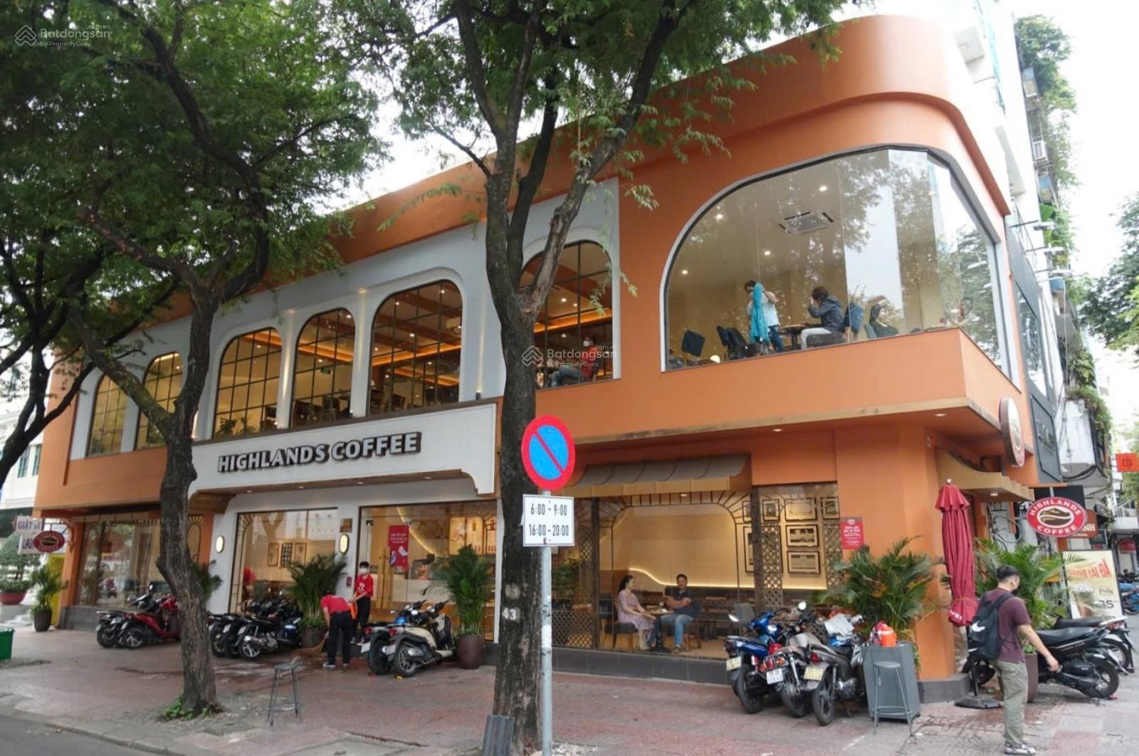 Bán nhà góc 2MT Lý Tự Trọng Nguyễn Trung Trực Q1, DT 32x4.5m CN 142 m2, KC 2 tầng giá 315 tỷ