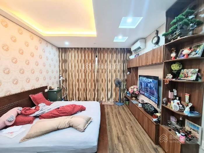 Bán nhà Phố Vọng - Hai Bà Trưng, Vị trí đẹp phân lô ô tô tránh,gara ô tô, 75m2, sổ đỏ đẹp,hơn 22 tỷ