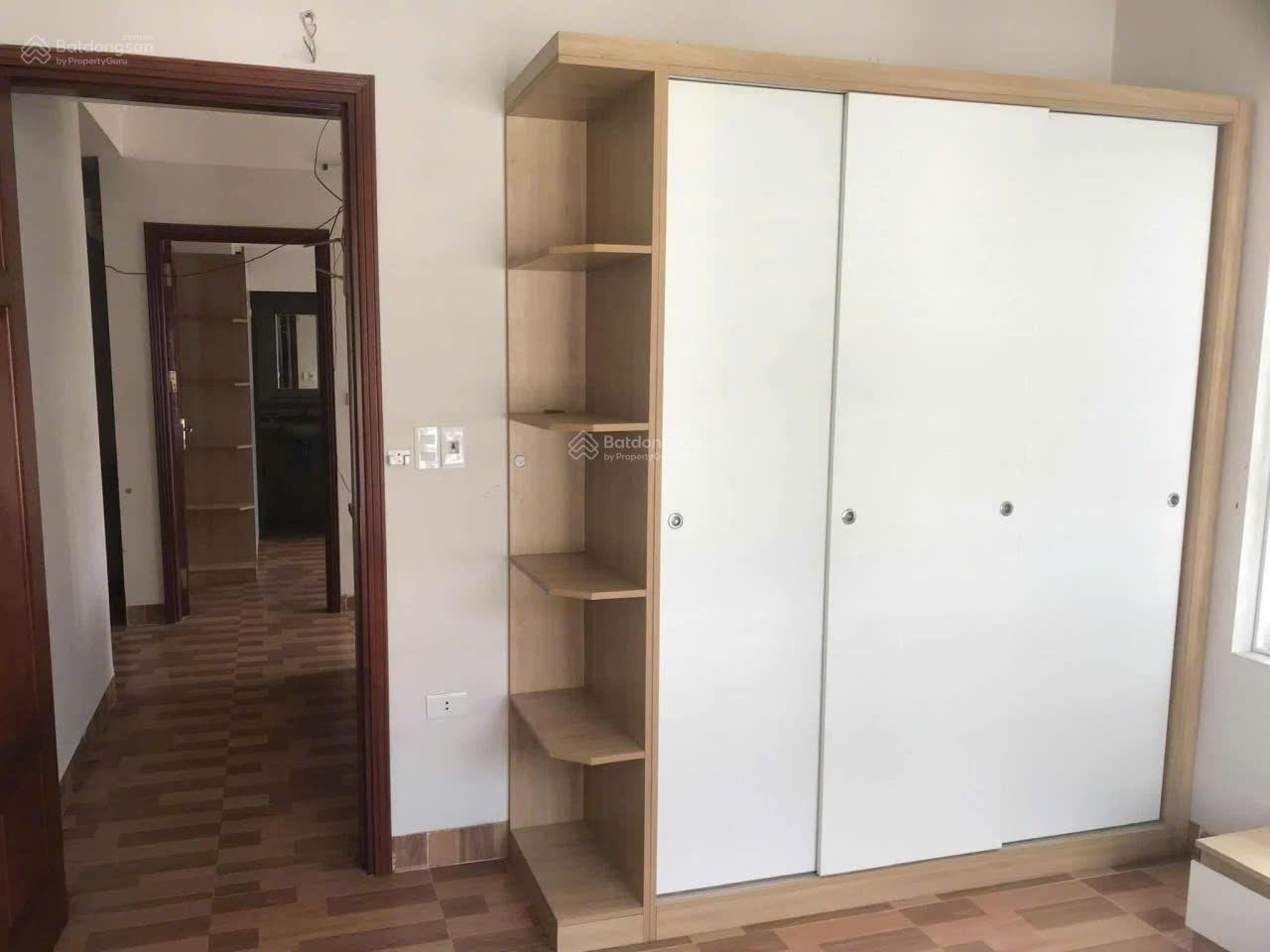 Chính chủ cho thuê chung cư 2 phòng ngủ 2WC full đồ 60m2 phố Cổ Linh giá 7 triệu: LH 0916 393 *** Chính chủ cho thuê chung cư 2 phòng ngủ 2WC full đồ 60m2 phố Cổ Linh giá 7 triệu: LH 0916 393 ***