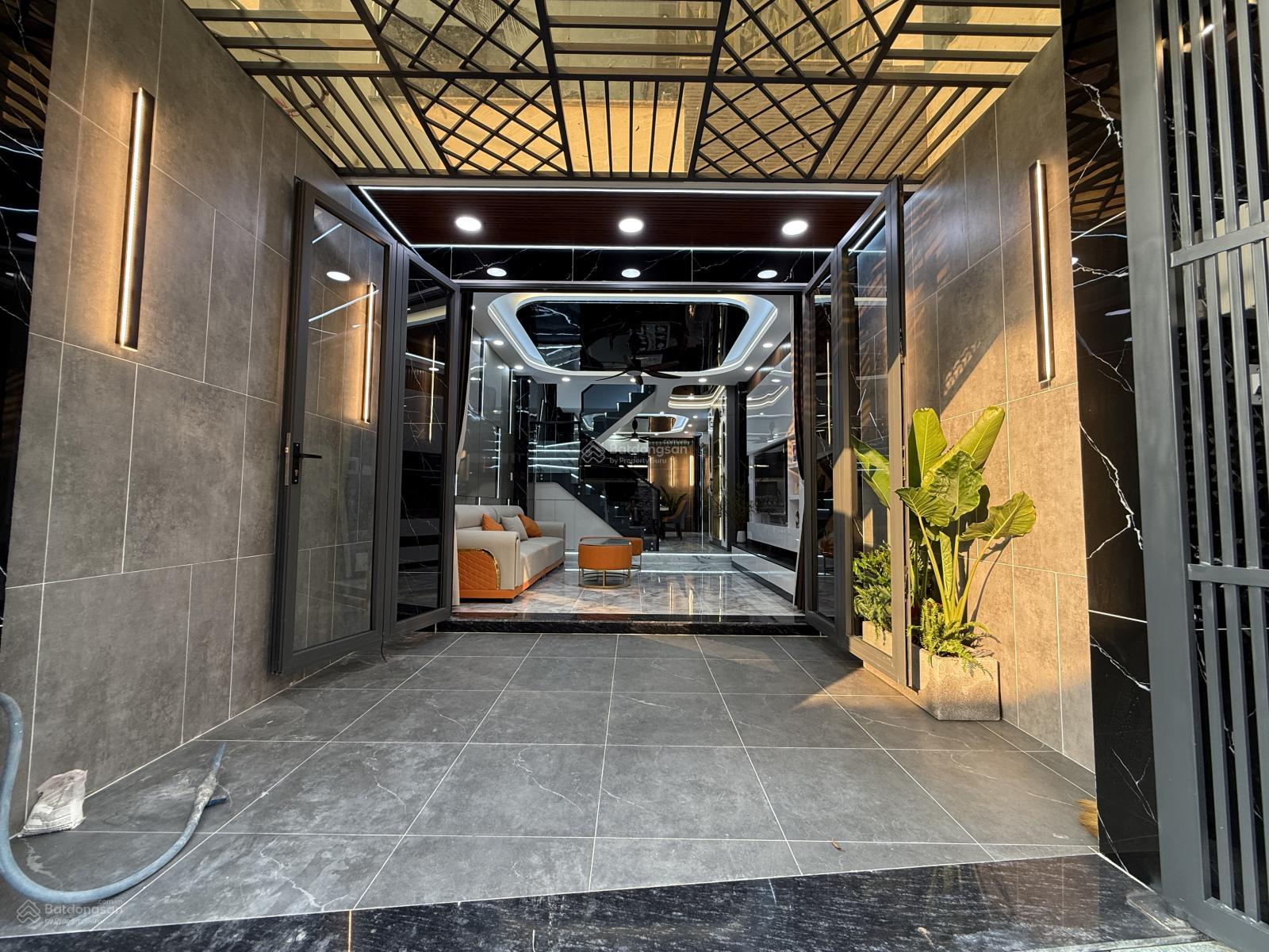 Nhà sẹc ngắn Hà Huy Giáp, DT:4x18M, Trệt, 3 Lầu, 4P.Ngủ, Sân trước, Sân thượng, hướng nam, 6.35 tỷ Nhà sẹc ngắn Hà Huy Giáp, DT:4x18M, Trệt, 3 Lầu, 4P.Ngủ, Sân trước, Sân thượng, hướng nam, 6.35 tỷ