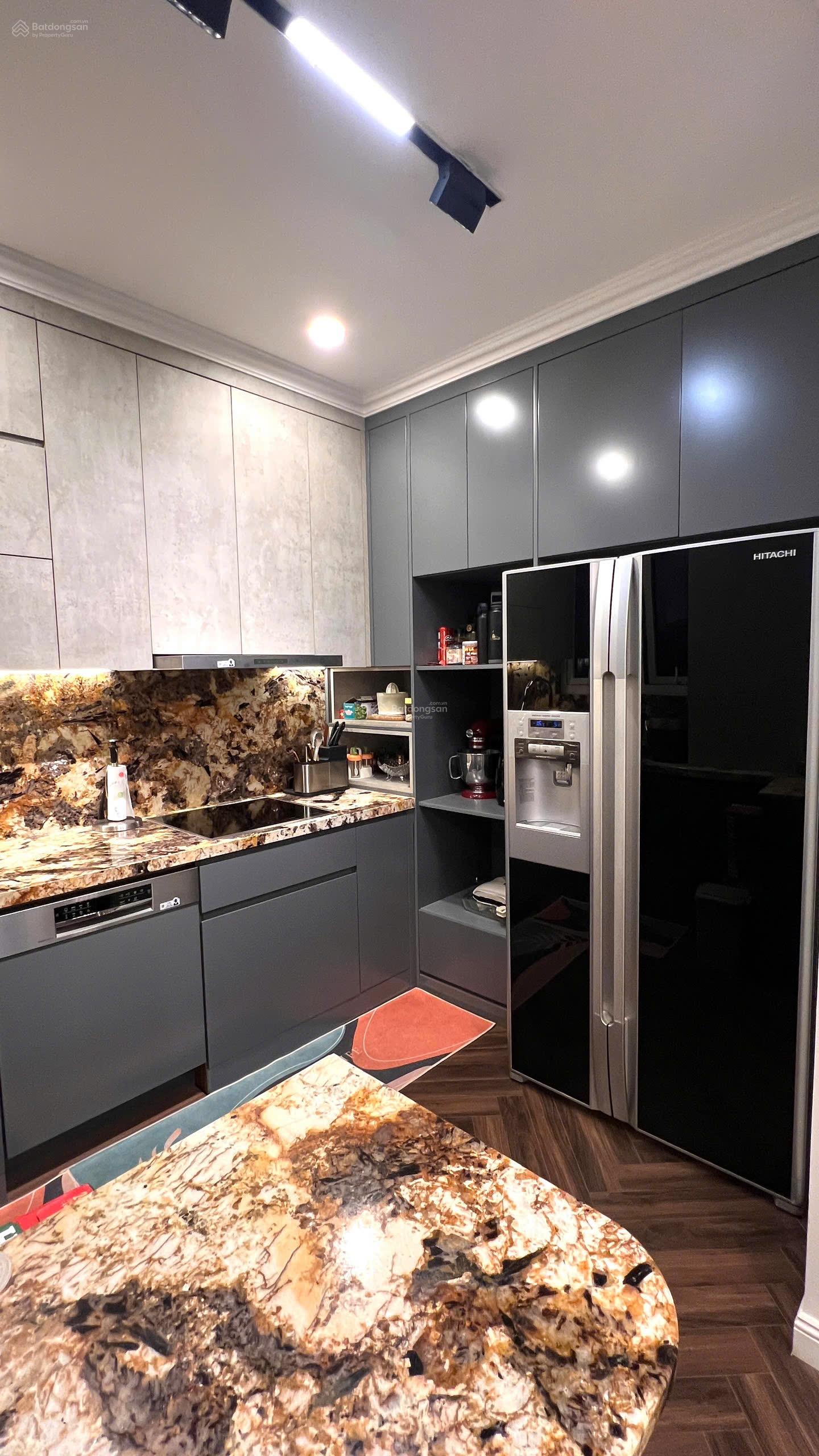 Em có căn 2 ngủ -107m2 view công viên và Golf toà L5 - Tầng trung - Giá 13 tỷ - 0961 266 *** Em có căn 2 ngủ -107m2 view công viên và Golf toà L5 - Tầng trung - Giá 13 tỷ - 0961 266 ***