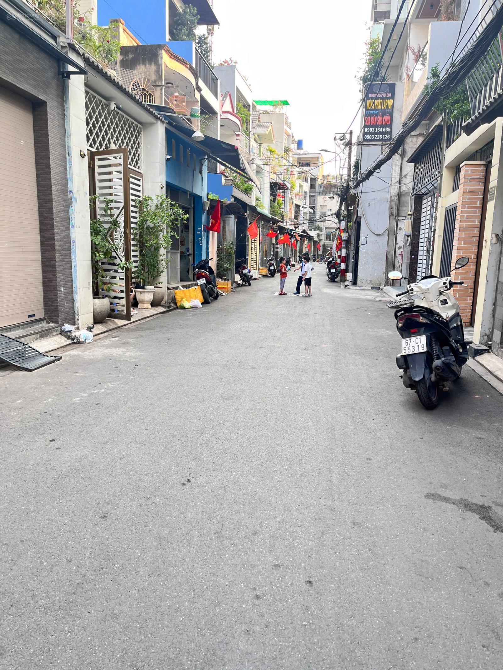 BÁN NHÀ HẺM NHỰA 6M THOẠI NGỌC HẦU - 4.5X17.6M - NGAY SIÊU THỊ GO - GIÁ 8.3 TỶ BÁN NHÀ HẺM NHỰA 6M THOẠI NGỌC HẦU - 4.5X17.6M - NGAY SIÊU THỊ GO - GIÁ 8.3 TỶ