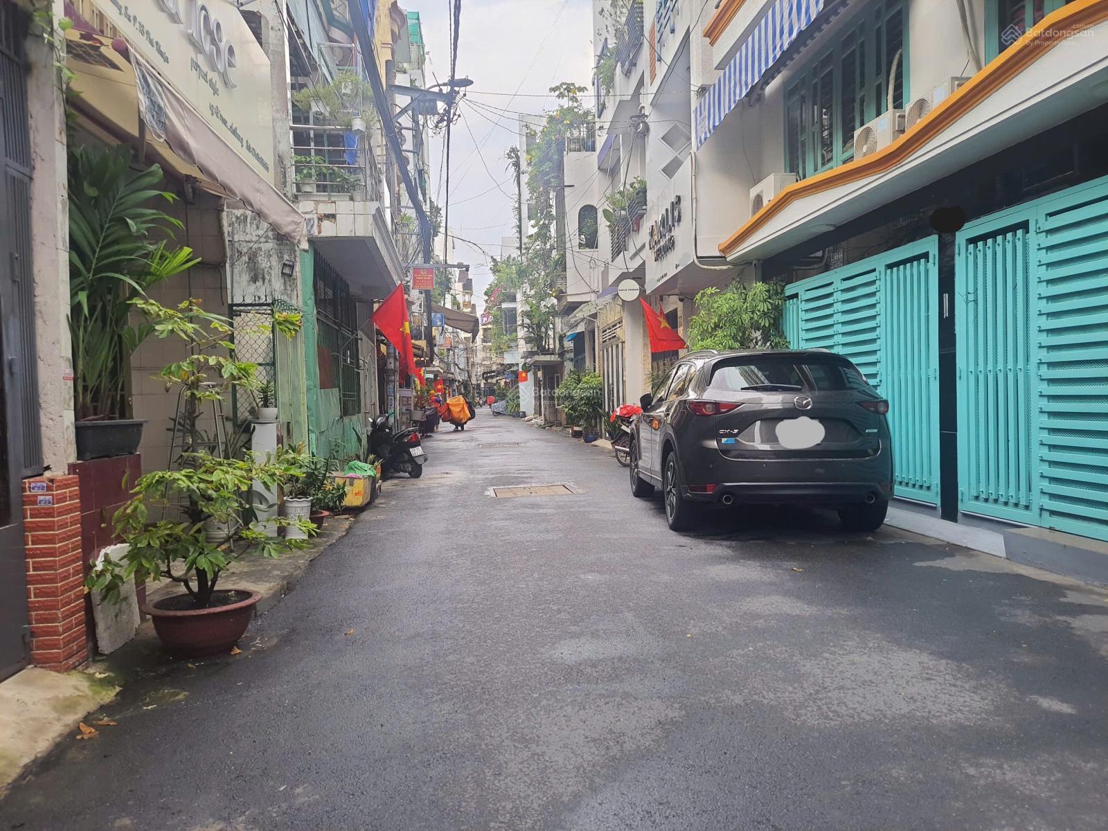 4.5x14m, 5 lầu, Nhà đẹp hxh 6m Huỳnh Văn Bánh, gần ngã tư Lê Văn Sỹ, Bán 14.9 tỷ