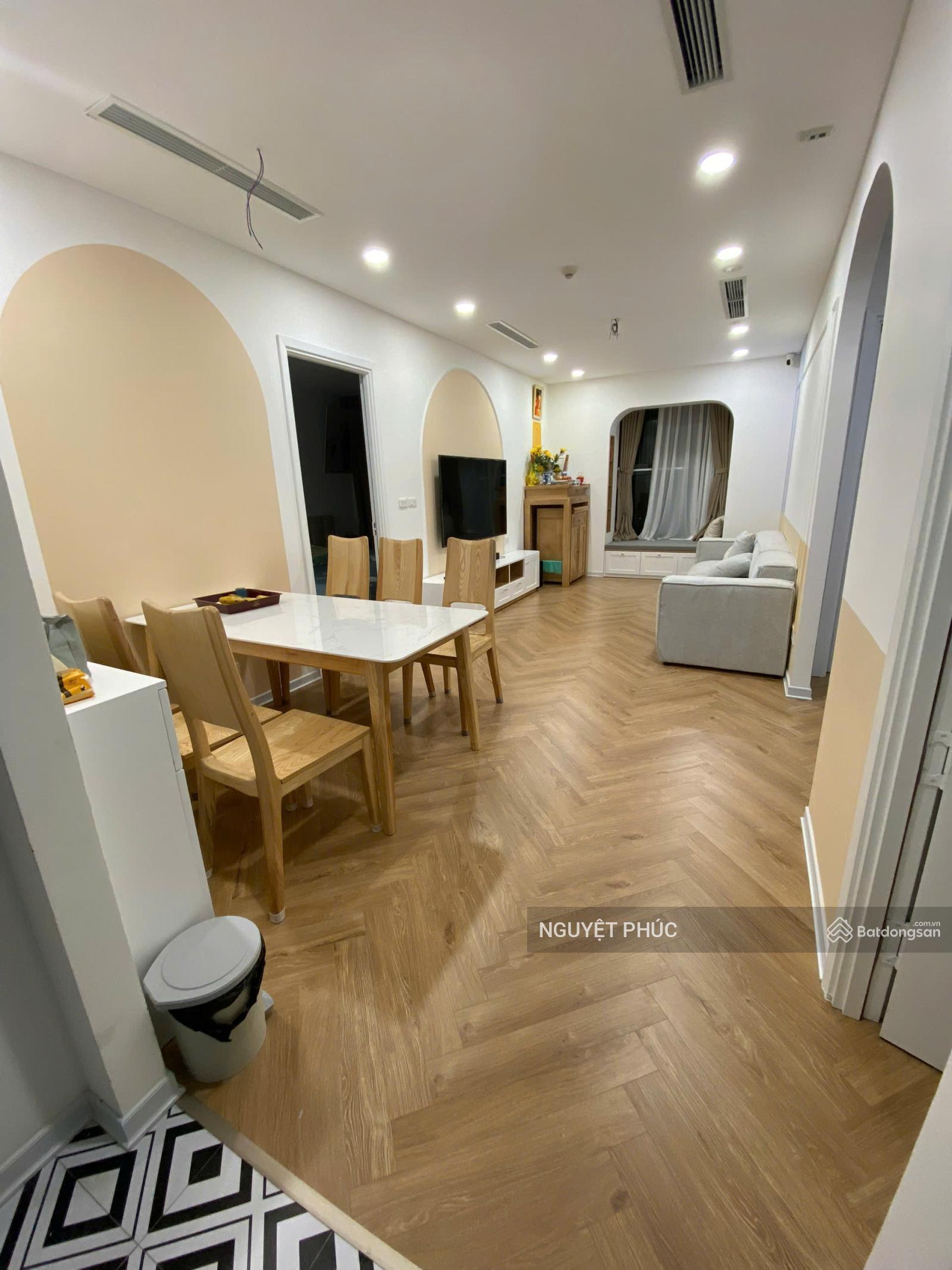 Chính chủ cần bán 3 phòng ngủ Eco Dream, 94m2. Giá 7.8 tỷ. Liên hệ: 0946 116 ***