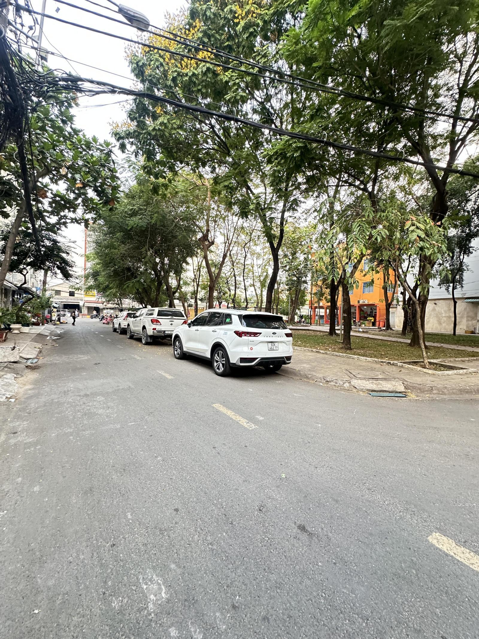 CHỈ 15.5 TỶ CĂN GỐC 2 MẶT TIỀN KINH DOANH VIP NGAY CÔNG VIÊN 80M2 (4X20M) 4 TẦNG BTCT 6PN 7WC