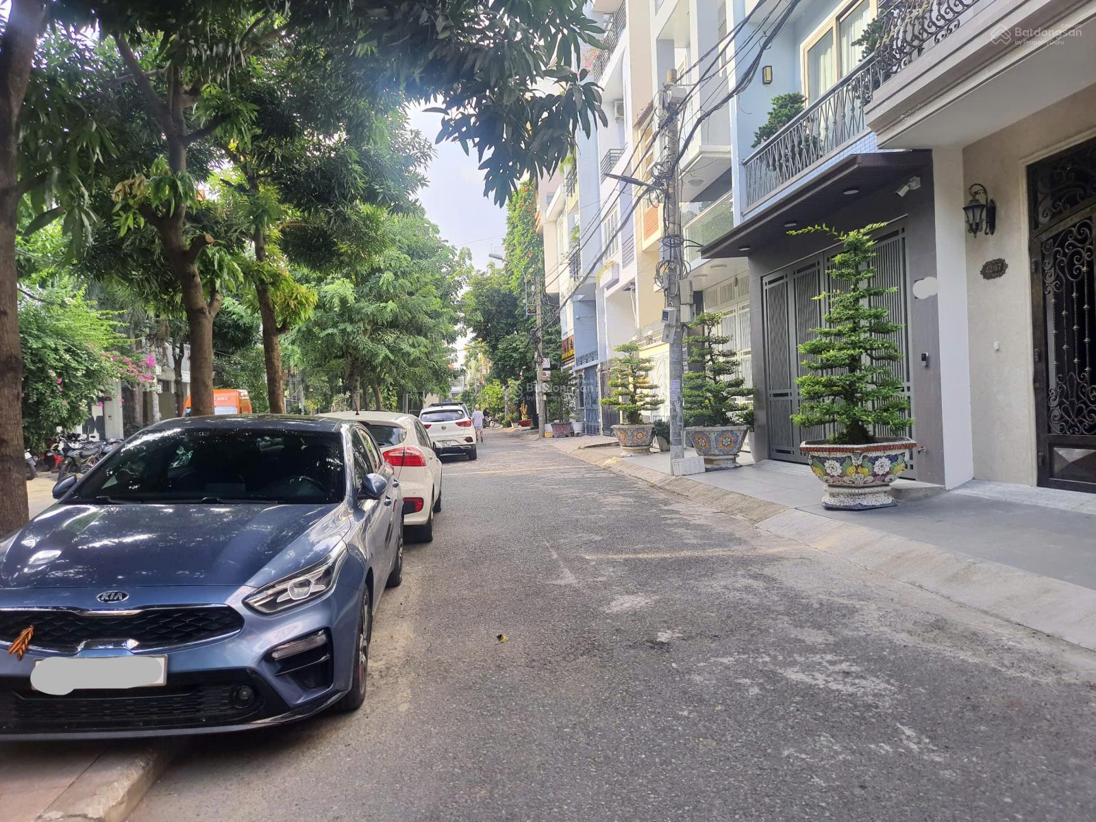 Khu vip K300, 5x16m, 4 lầu, Nhà hxh 10m Nguyễn Minh Hoàng, sát công viên, Bán 20.8 tỷ