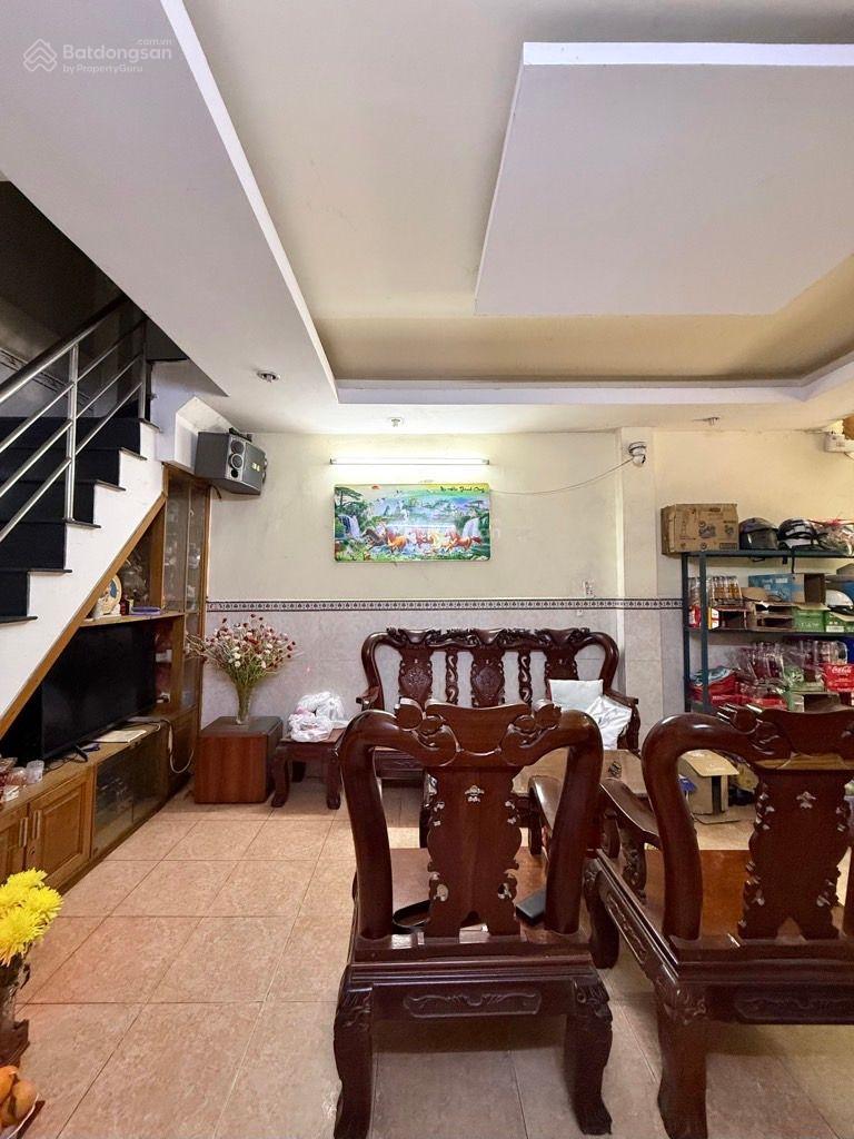 BÁN NHÀ 2 tầng Đường Dương Quảng hàm Phường 5 Quận Gò Vấp, DT 60m(4*15) giá 7,5tỷ đường 4m