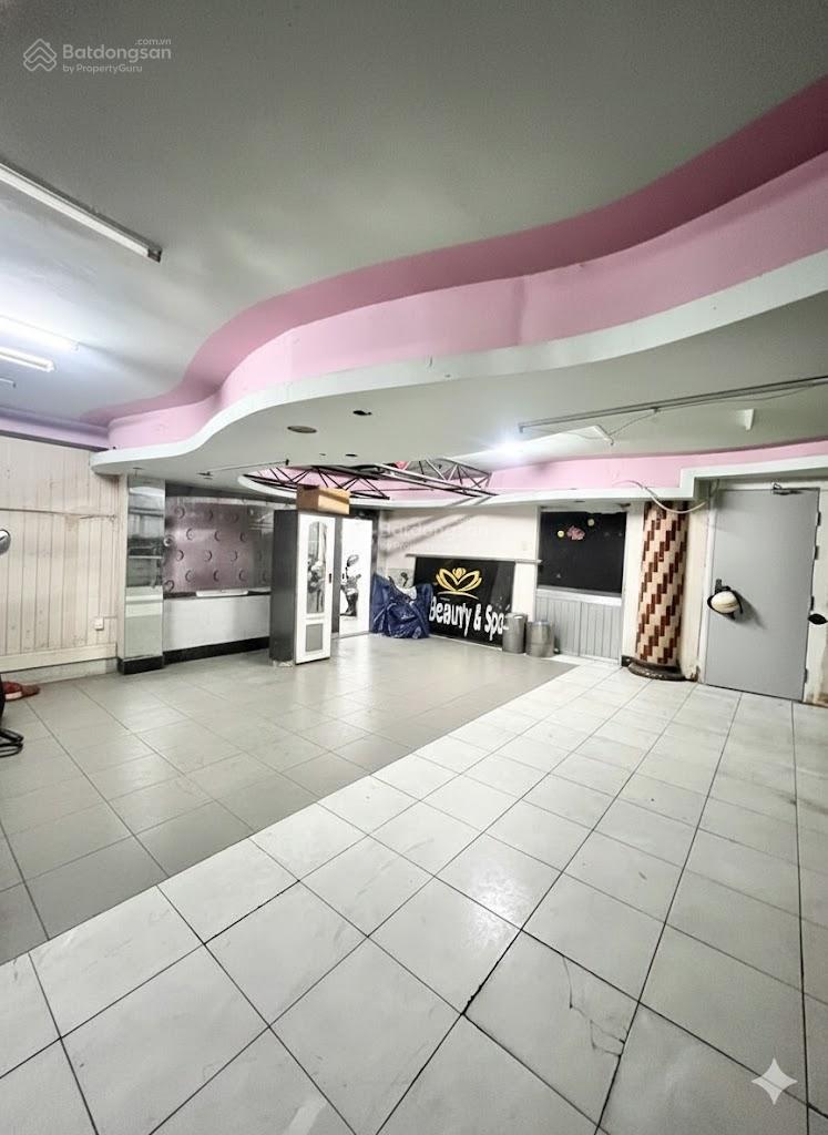 BẤT ĐỘNG SẢN VIP LÕI PHẠM VĂN HAI  299M  NGANG 20M  DÒNG TIỀN ỔN ĐỊNH