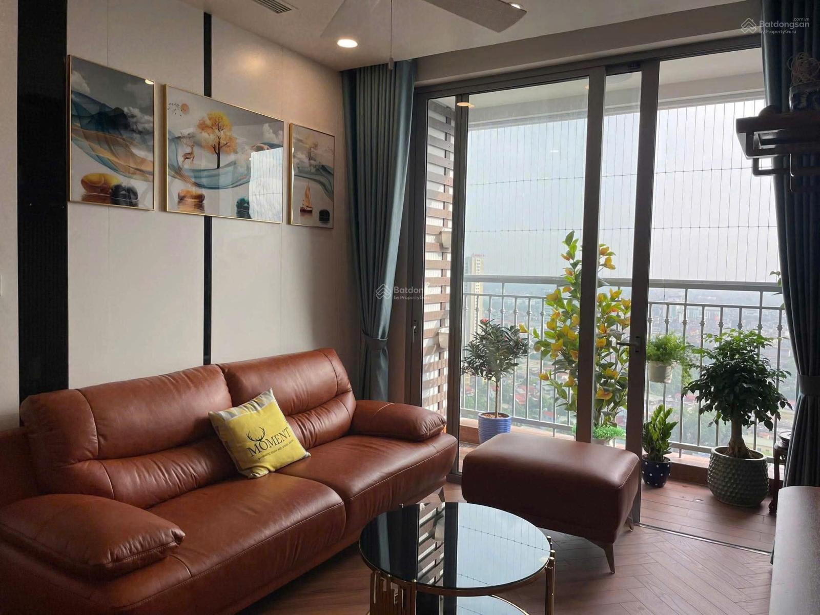 Bán 2 ngủ HOA HẬU Vinhomes gardenia ( khoảng tầng đẹp, hướng mát, căn hộ 2 ban công view thành phố)