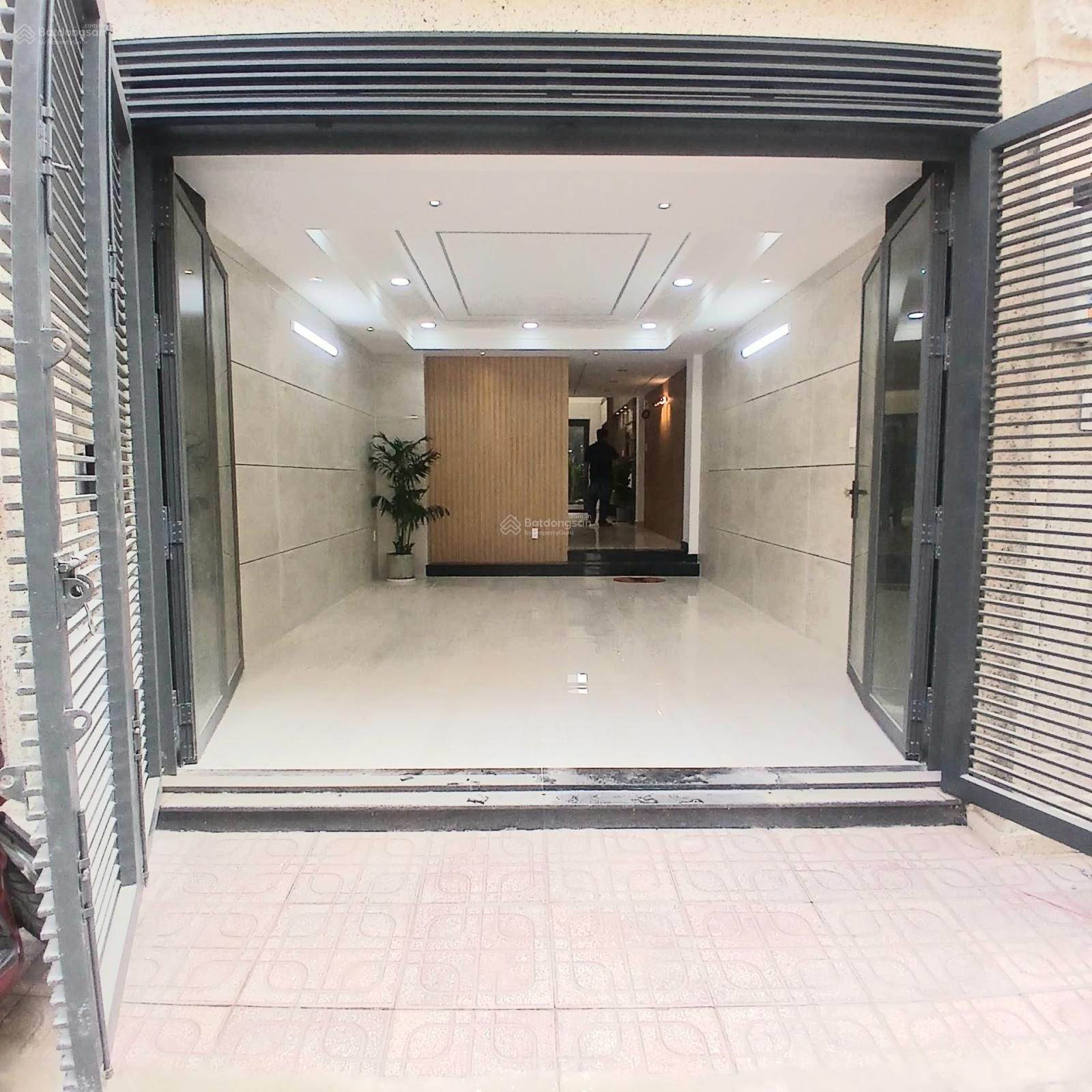 7 tỷ 600 thương lượng, nhà mới 5 tầng, đường nhựa 7 mét, diện tích : 4 x 18. 7 tỷ 600 thương lượng, nhà mới 5 tầng, đường nhựa 7 mét, diện tích : 4 x 18.