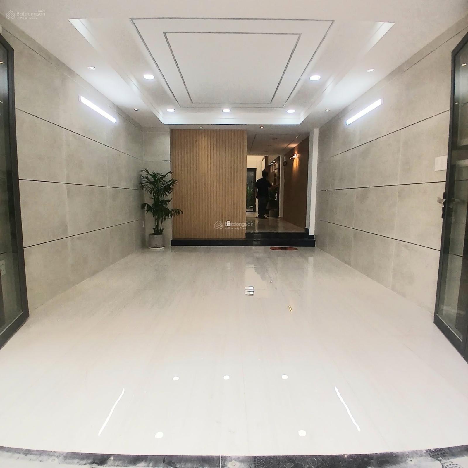 7 tỷ 600 thương lượng, nhà mới 5 tầng, đường nhựa 7 mét, diện tích : 4 x 18. 7 tỷ 600 thương lượng, nhà mới 5 tầng, đường nhựa 7 mét, diện tích : 4 x 18.