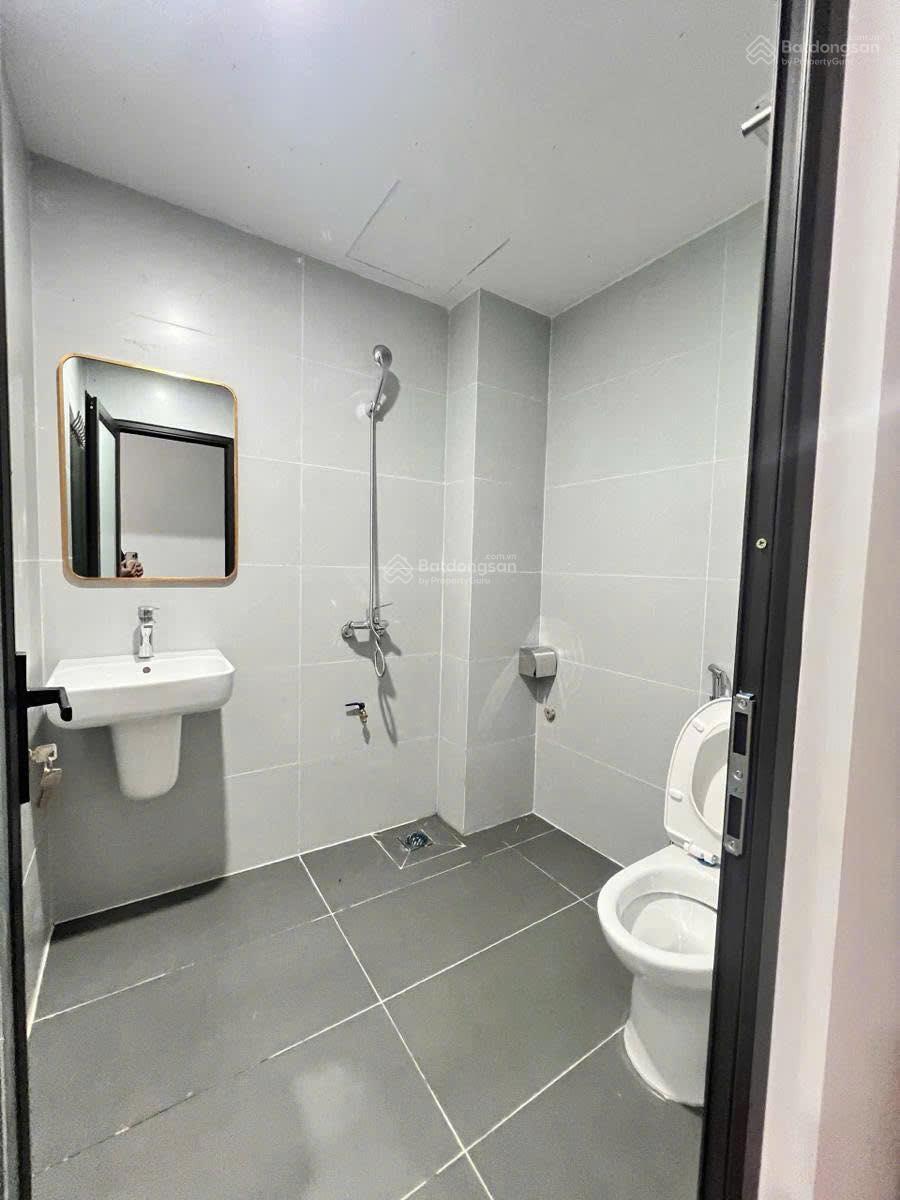 SIÊU NGON, CHỈ 6.5 TỶ NHÀ 40M2 5 TẦNG CÓ THANG MÁY, Ô TÔ SÁT NHÀ, MỚI KENG, SDCC, NGÕ 27 TÂY MỖ