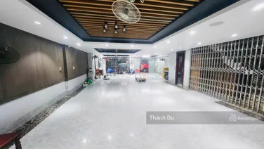 Cho thuê mặt bằng kinh doanh phố Ngọc Lâm mặt phố vỉa hè rộng, 175 m2/sàn giá 60 tr / tháng