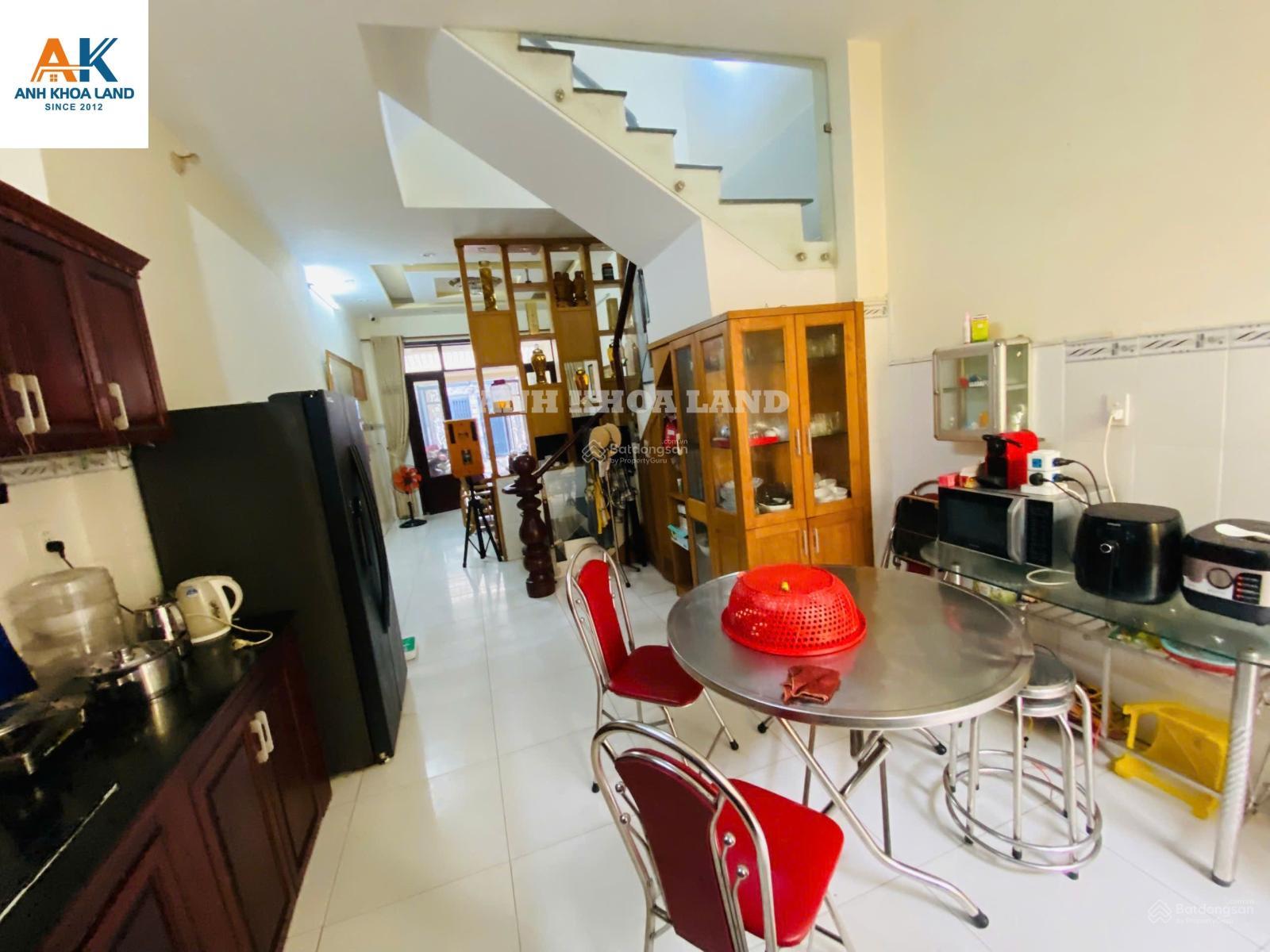 NHÀ ĐẸP HIỆN ĐẠI 1 TRỆT 3 LẦU SÂN Ô TÔ, KDC KHANG TRANG,VỊ TRÍ VIP NGAY TRUNG TÂM, VỪA Ở VỪA LÀM VP