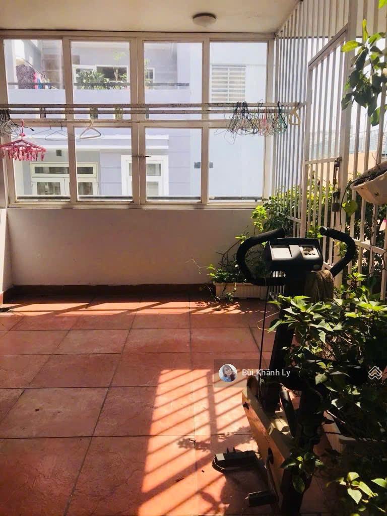 NHÀ PHÚ NHUẬN HẺM XE HƠI THÔNG KHUVIP PHAN XÍCH LONG 4 tầng NGAY SÂN BAY