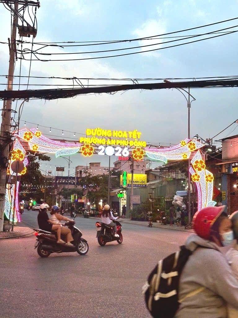 Bán nhà 1,5 tầng Ở NGAY FULL NỘI THẤT đường TL19, phường THẠNH LỘC, Q12,Dt51m(4x13). HẺM ÔTÔ Bán nhà 1,5 tầng Ở NGAY FULL NỘI THẤT đường TL19, phường THẠNH LỘC, Q12,Dt51m(4x13). HẺM ÔTÔ