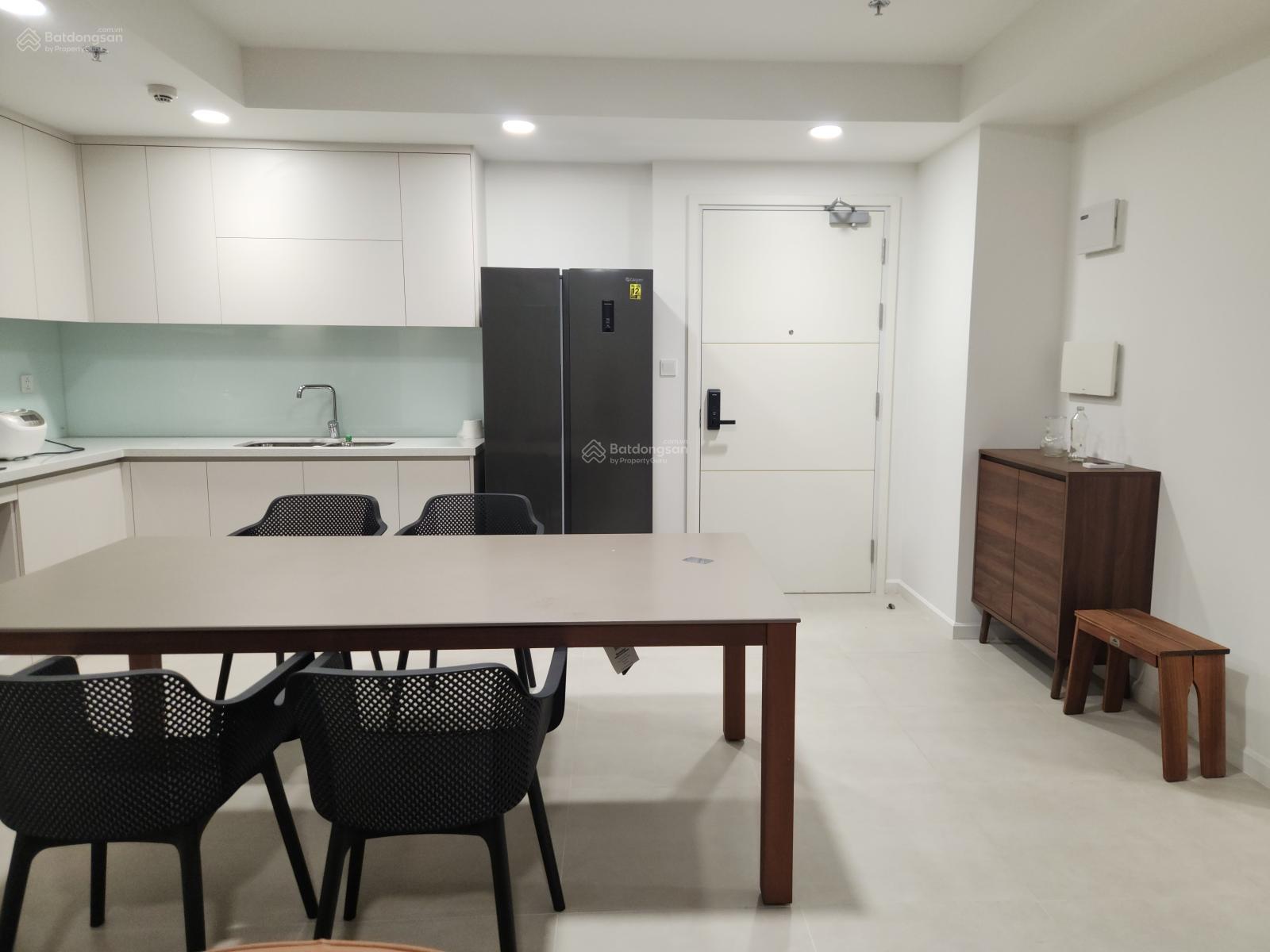 Căn 2PN2WC 80m2 thiết kế đẹp, nội thất Phố Xinh chỉ 17tr/th xách vali vào ở ngay, đã lắp wifi 6th