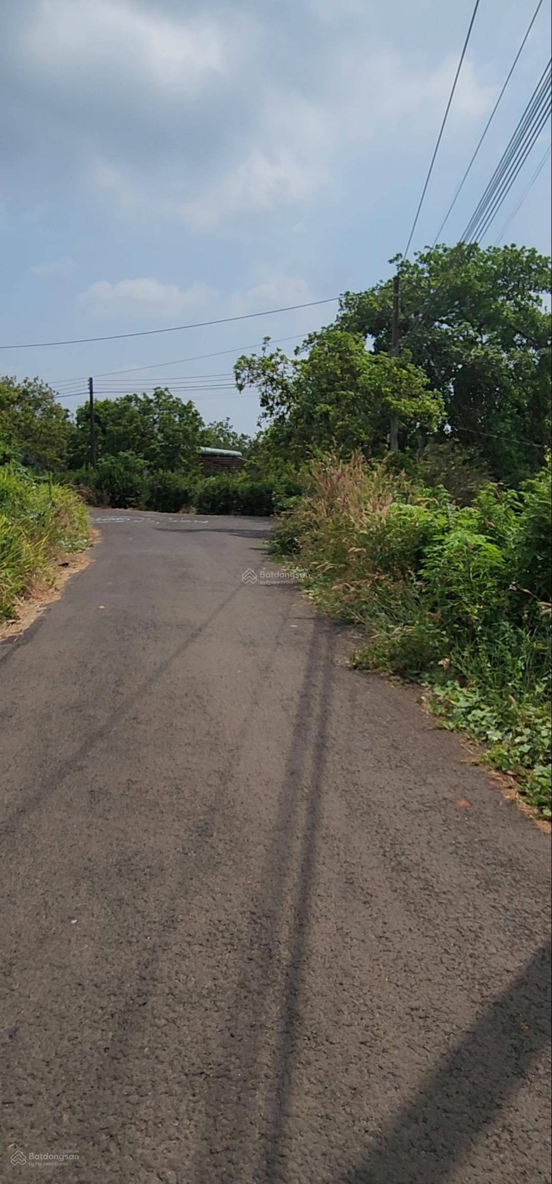 Chính chủ Bán lô MT nhựa 86m. Chỉ 34tr/m, thị trường 60-70tr/m.phủ hồng DT 86x27. LH 0973;610214