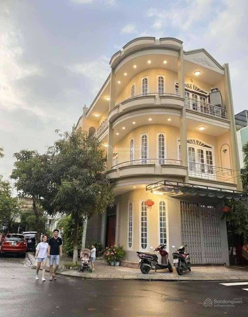 Nhà 3 tầng góc 2MT đường Bình Hoà 2 và Bình Hoà 5 P. Cẩm Lệ, TP Đà Nẵng. DT: 83,6 m2 (6,4x13)