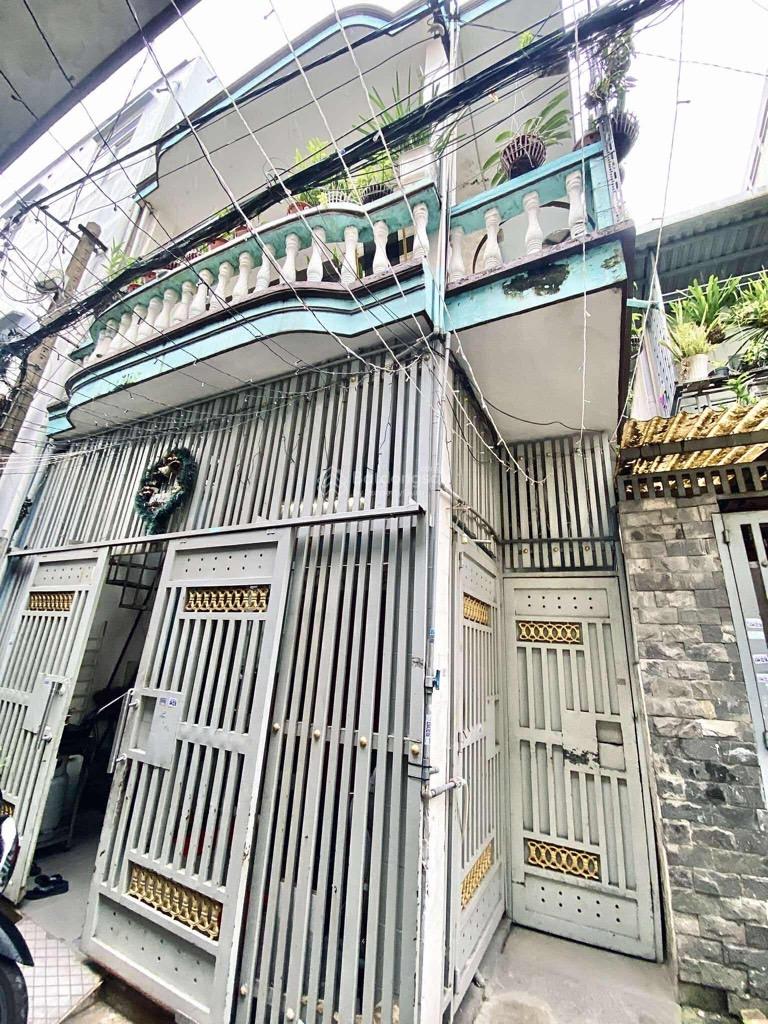 Nhà HXH sát MT Nguyễn Phúc Chu 81m2, 7 PN, P. 15 Tân Bình, 6.8 tỷ