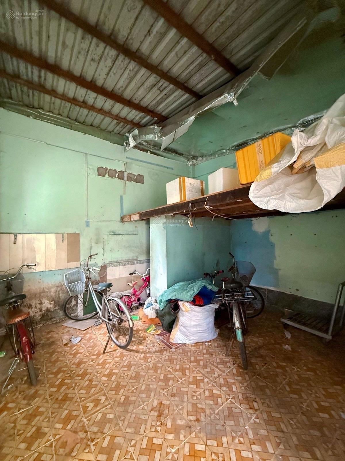 Nhà HXH gần sân bay - Metro - giáp Cộng Hoà cấp 4 - 4pn - 68m2 - giá 6,5tỷ - LH 0949 351 *** Mr Toản