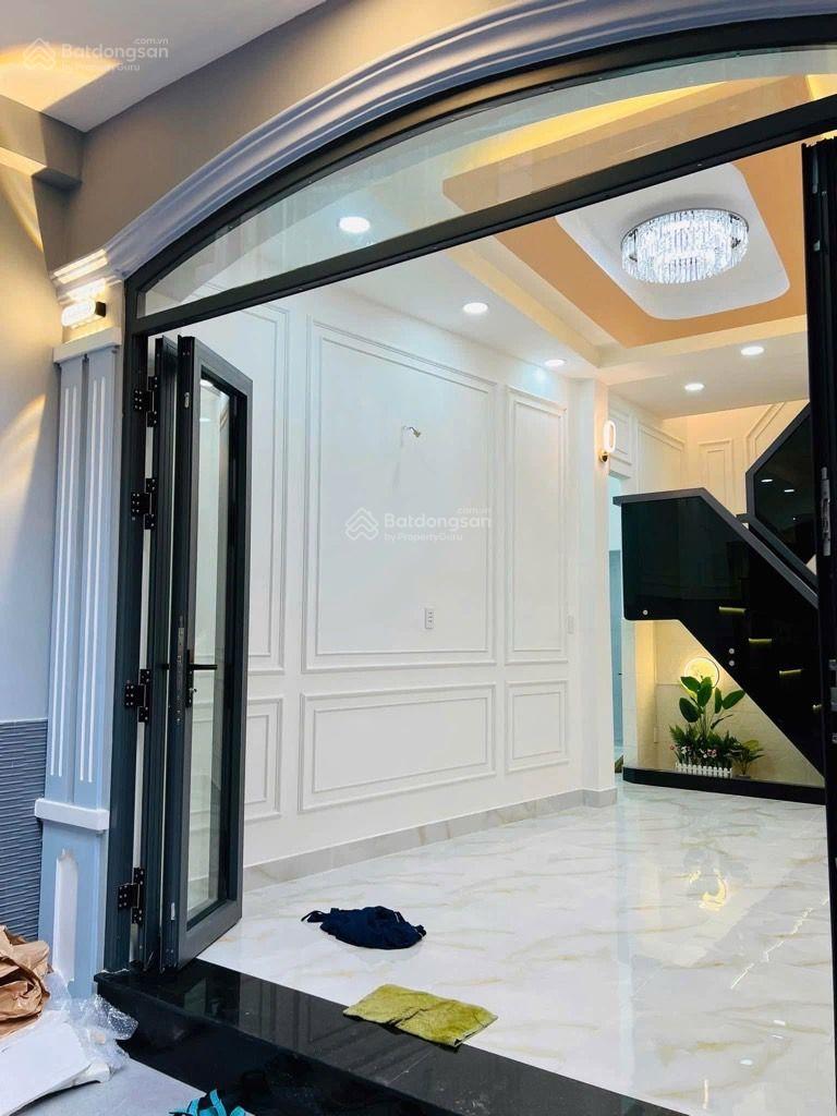 NHÀ ĐẸP Q4- 2 TẦNG ĐÚC- NGANG 5m x 9m- KO LỘ GIỚI- CHỈ 4 TỶ NHỈNH NHÀ ĐẸP Q4- 2 TẦNG ĐÚC- NGANG 5m x 9m- KO LỘ GIỚI- CHỈ 4 TỶ NHỈNH