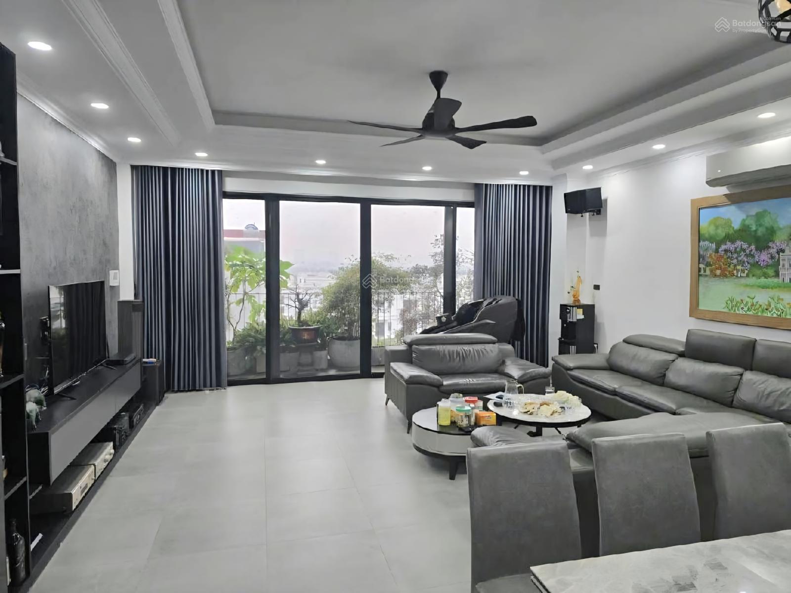 Bán nhà Tư Đình, Vũ Lập, 72m2, 7 tầng, giá 30.5 tỷ, phân lô ô tô tránh vỉa hè, full nội thất đẹp