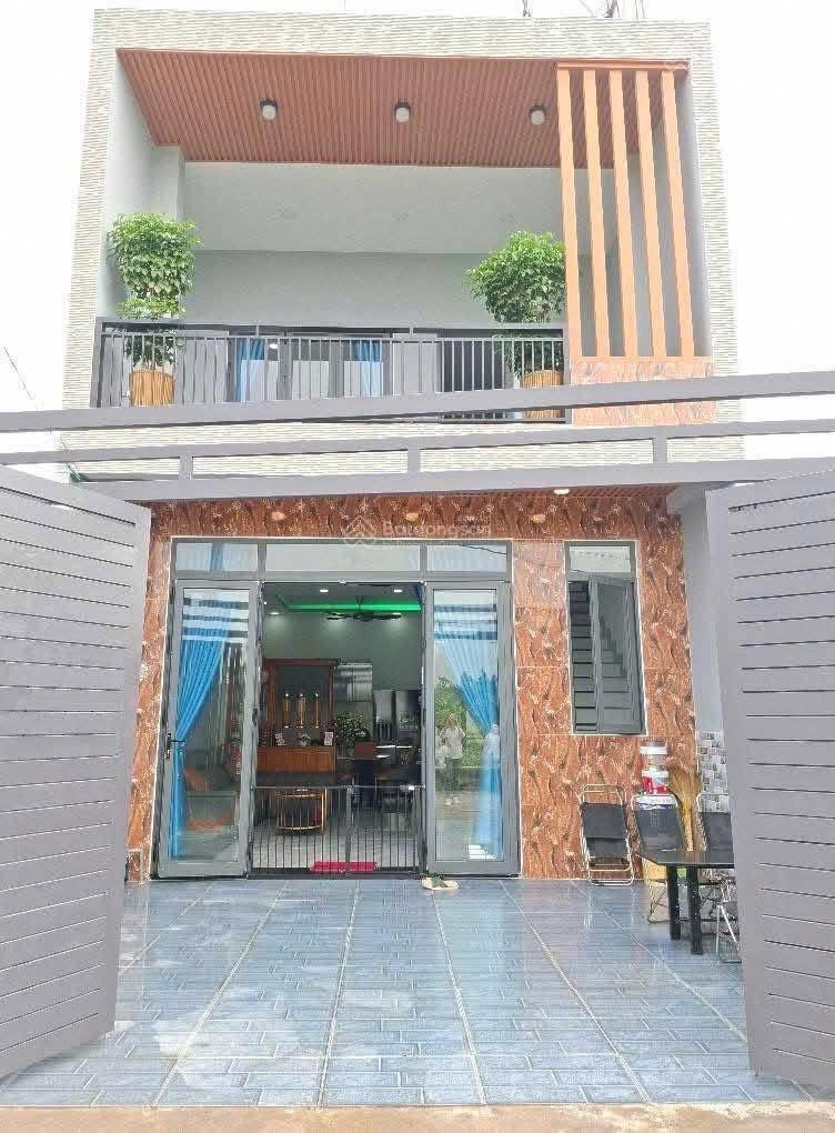 Nhà sổ riêng gần cầu Rạch Tra , DT 95m2 ( 5,5m x 18m) - 1 lầu - Sân xe hơi