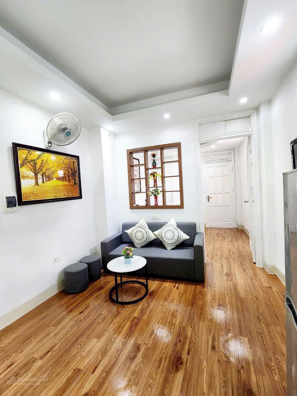 Bán căn hộ CCMN phố Vương Thừa Vũ, Hoàng Văn Thái, ô tô đỗ chân toà nhà, an ninh tốt Bán căn hộ CCMN phố Vương Thừa Vũ, Hoàng Văn Thái, ô tô đỗ chân toà nhà, an ninh tốt