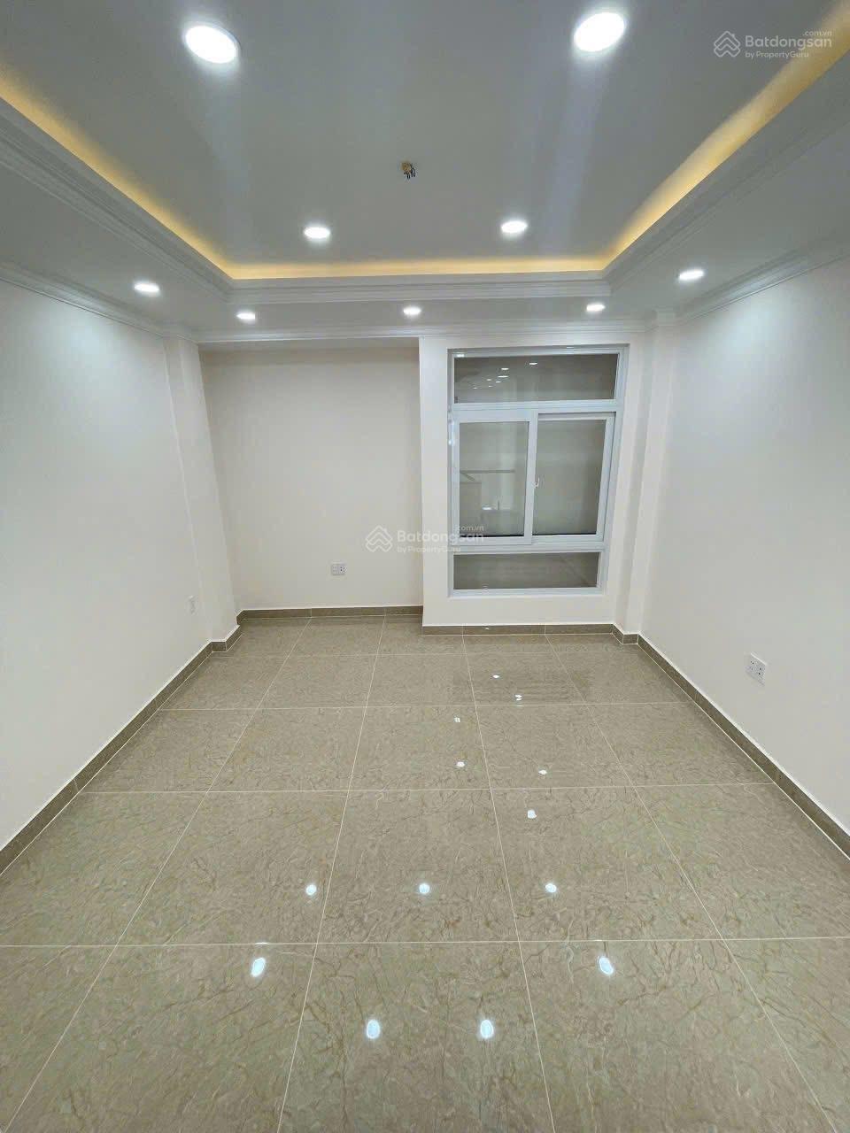 Cần bán nhà 4 tầng, 4pn 5wc - Oto đậu nhà - Ngay Vạn Phúc City cách 50m ra QL 13 - 54m2 - Nhỉnh 8ty