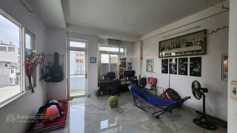 Bán nhà 4 lầu HXH Nguyễn Thái Sơn ngang 5.2m 121m2 11PN gần siêu thị Emart chỉ 12.5 tỷ. Bán nhà 4 lầu HXH Nguyễn Thái Sơn ngang 5.2m 121m2 11PN gần siêu thị Emart chỉ 12.5 tỷ.