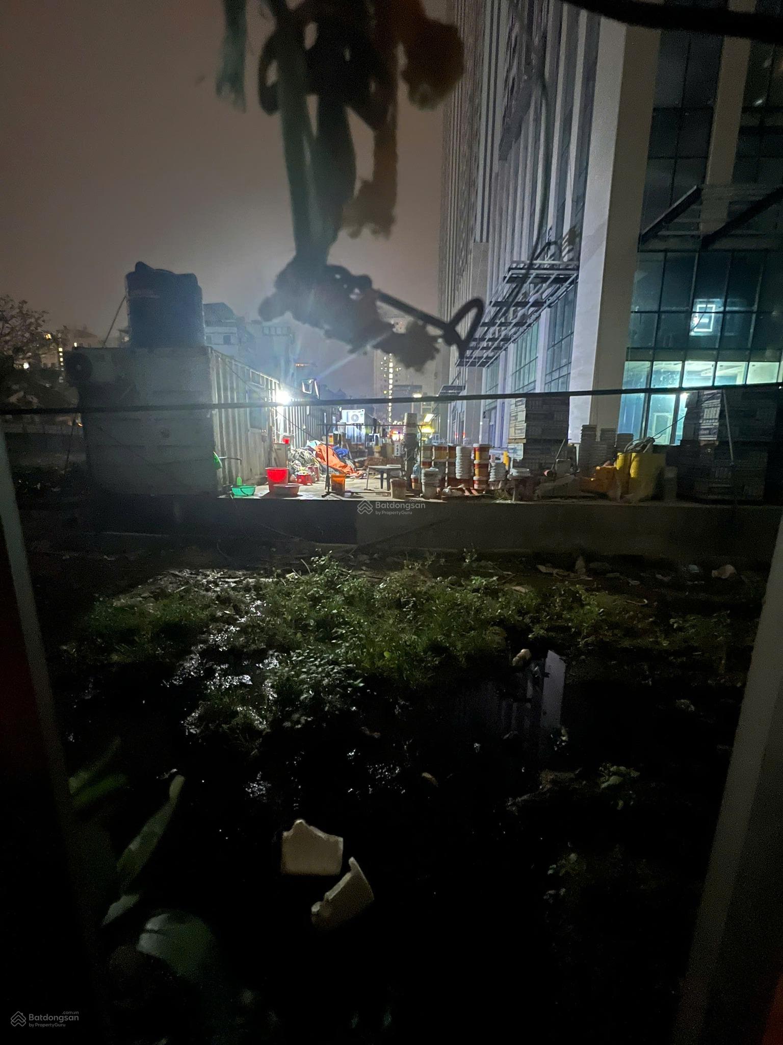 Bán nhà Trần Phú Hà Đông DT 51m2 x 4T x MT 5m. Giá 17,5 tỷ có thương lượng Bán nhà Trần Phú Hà Đông DT 51m2 x 4T x MT 5m. Giá 17,5 tỷ có thương lượng