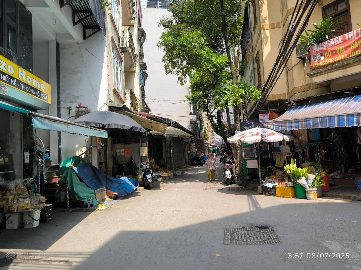 Bán nhà Nguyễn Ngọc Vũ, Cầu Giấy dt 55m2 x 3t x mt 4m giá 23,5 tỷ có thương lượng