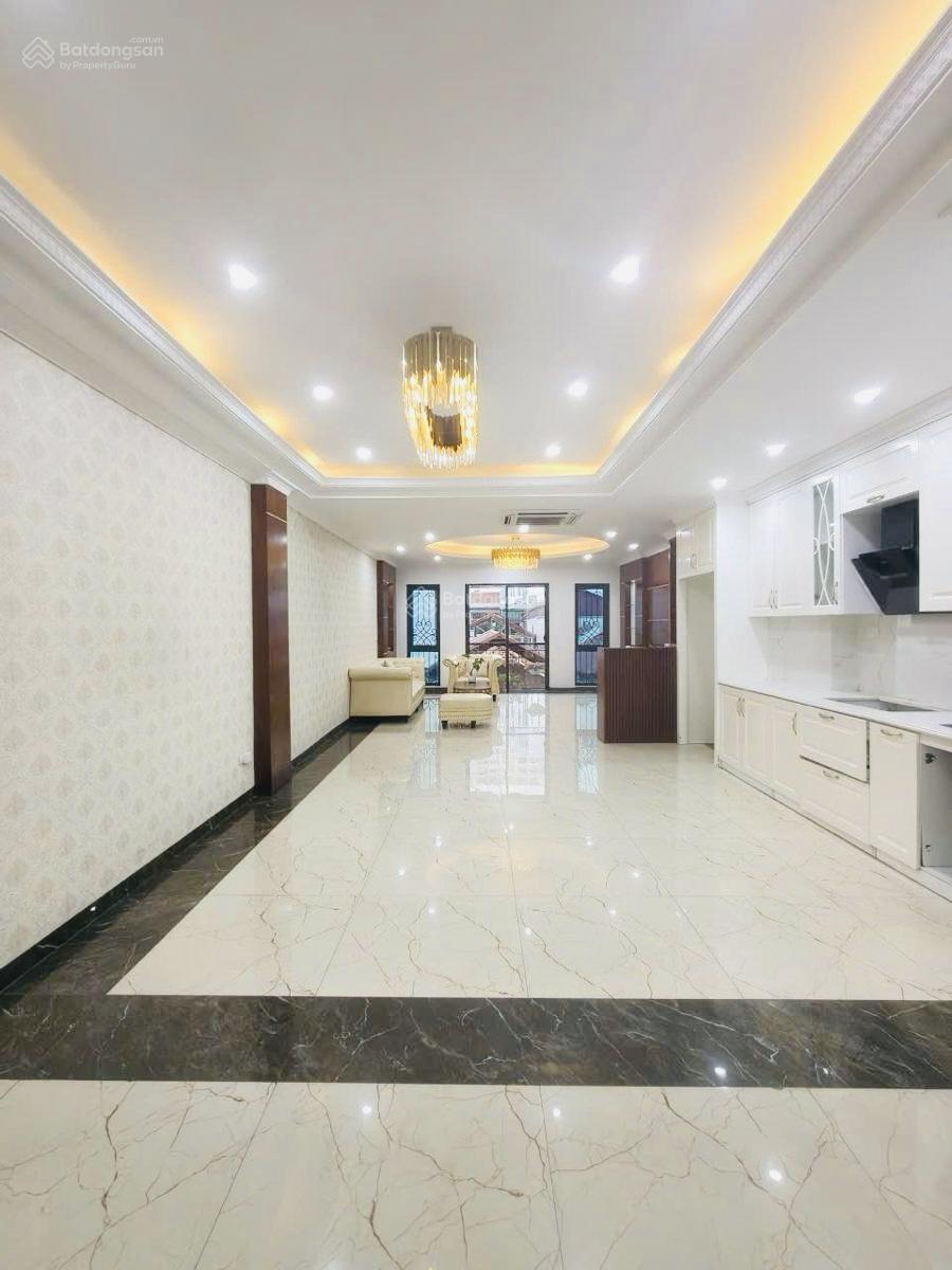 Hiếm Phố Víp Trung Kính - Mạc Thái Tổ 75m2 7 Tầng Thang Máy MT: 5.2m Thông Sàn Vỉa Hè, Giá: 42.9 Tỷ