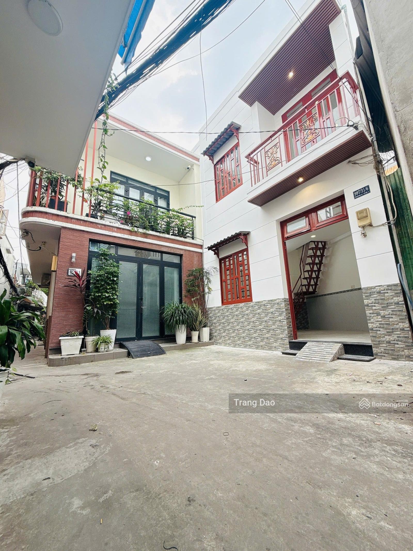 3,7tỷ đẹp như mới 2 tầng DT33,1m ngang 6,6*5,01 Trần Xuân Soạn Q7 hẻm trc nhà 6m. Sân để 10 xe máy