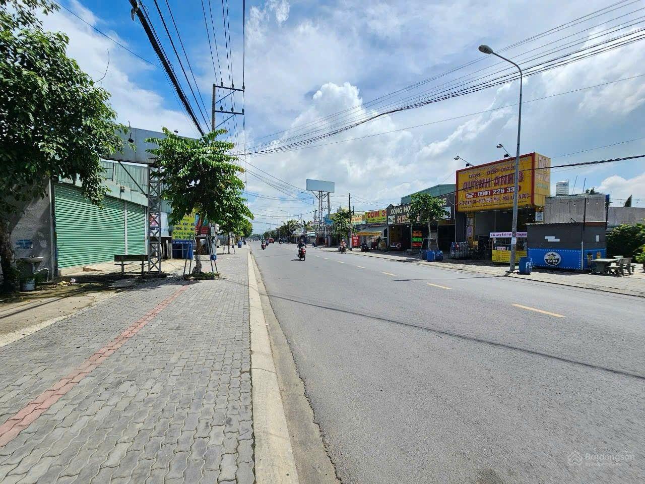 Nhà mặt tiền 298m đường Lê Thị Trung, phường An Phú, Tp. Thuận An.