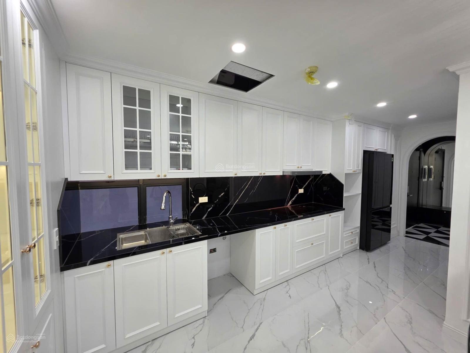 BQL cho thuê CC 2PN ở Vinhomes Gardenia, giá từ 13tr - 18tr, có slot ô tô