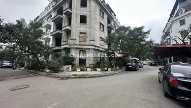Bán BT đẹp tại Vĩnh Hưng, 30,5 tỷ, 101m2, lô góc, view đẹp, Hoàng Mai, HN
