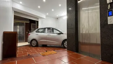 Bán Nhà Mỹ Đình Gara oto. 45m2 x 7 tầng thang máy. MT: 5.3m. Giá 13.9 tỷ (CTL)
