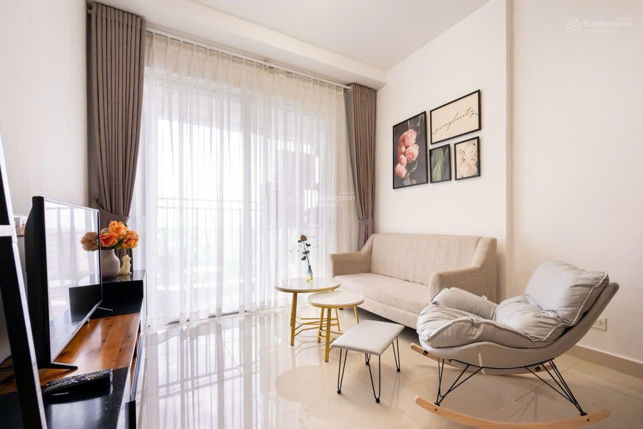 CHCC Golden Mansion cần cho thuê 3PN. (119 Phổ Quang, P2, Q Tân Bình). Gọi ngay em: 0935 204 ***