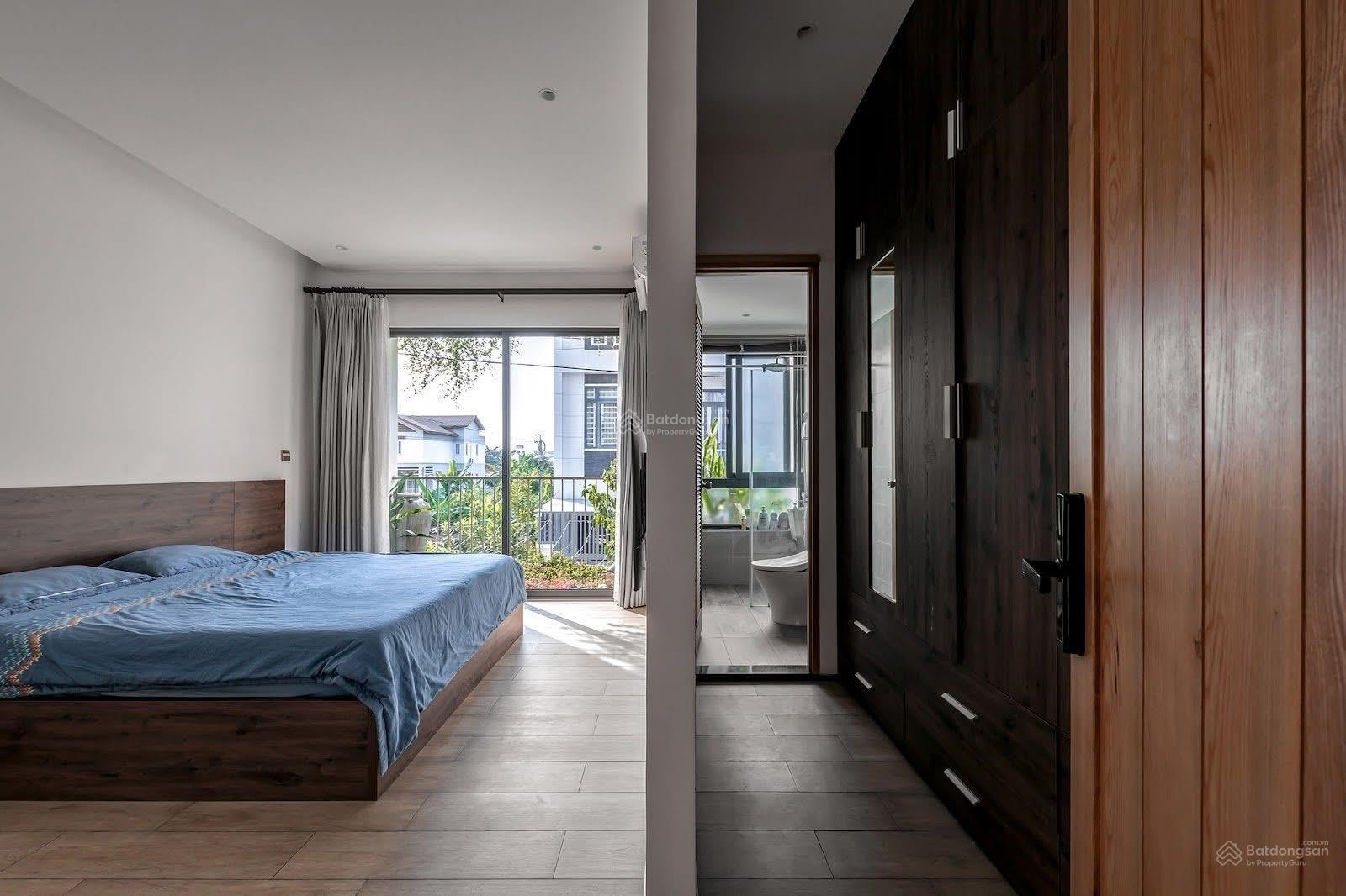 **Bán nhà hẻm Nghĩa Phát ** phường 6, Tân Bình; (4,5*13m) 5 tầng dòng tiền; trục CMT8