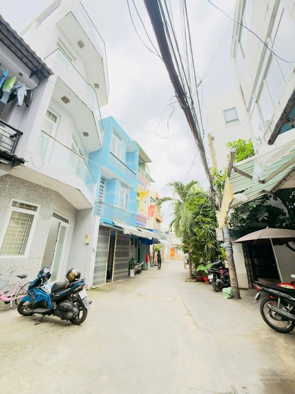 (New) Bán nhà Trần Văn Quang 4 tầng BTCT - Hẻm trước nhà 6m - 36m2 ngang 4m, 3 phòng đẹp - 5.x Tỷ