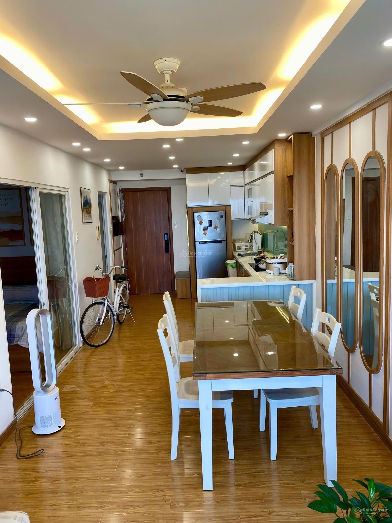 Chính chủ cho thuê fuji 2pn 2wc ban công 10tr full nt bà 2pn 2wc ntcb 8tr mới đẹp