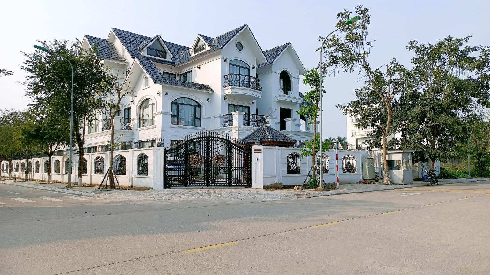 Biệt thự Geleximco (căn giá rẻ) 375m2 giá 51 tỷ, 320m2 giá 39 tỷ, 240m2 giá 31 tỷ, 260m2 giá 33 tỷ