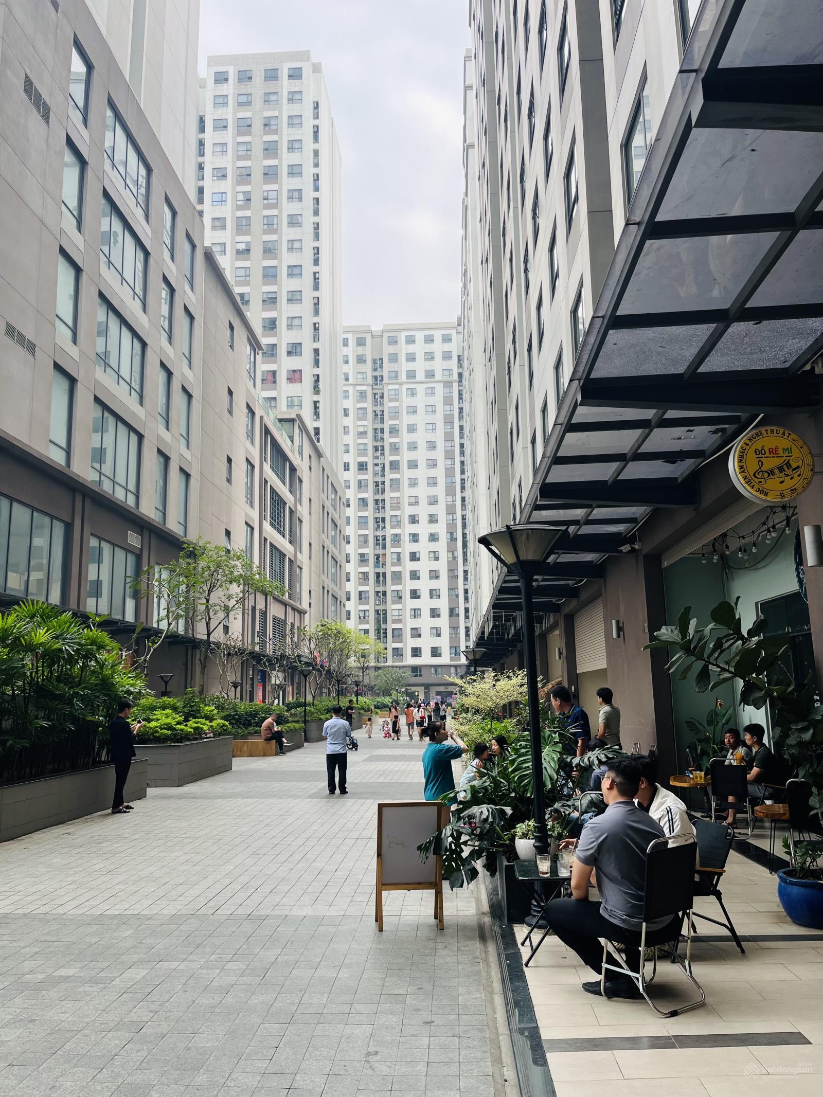 Bán nhanh căn 65m2 - 2PN view nội khu đẹp không che chắn chỉ 2.85tỷ full giá có phí sổ