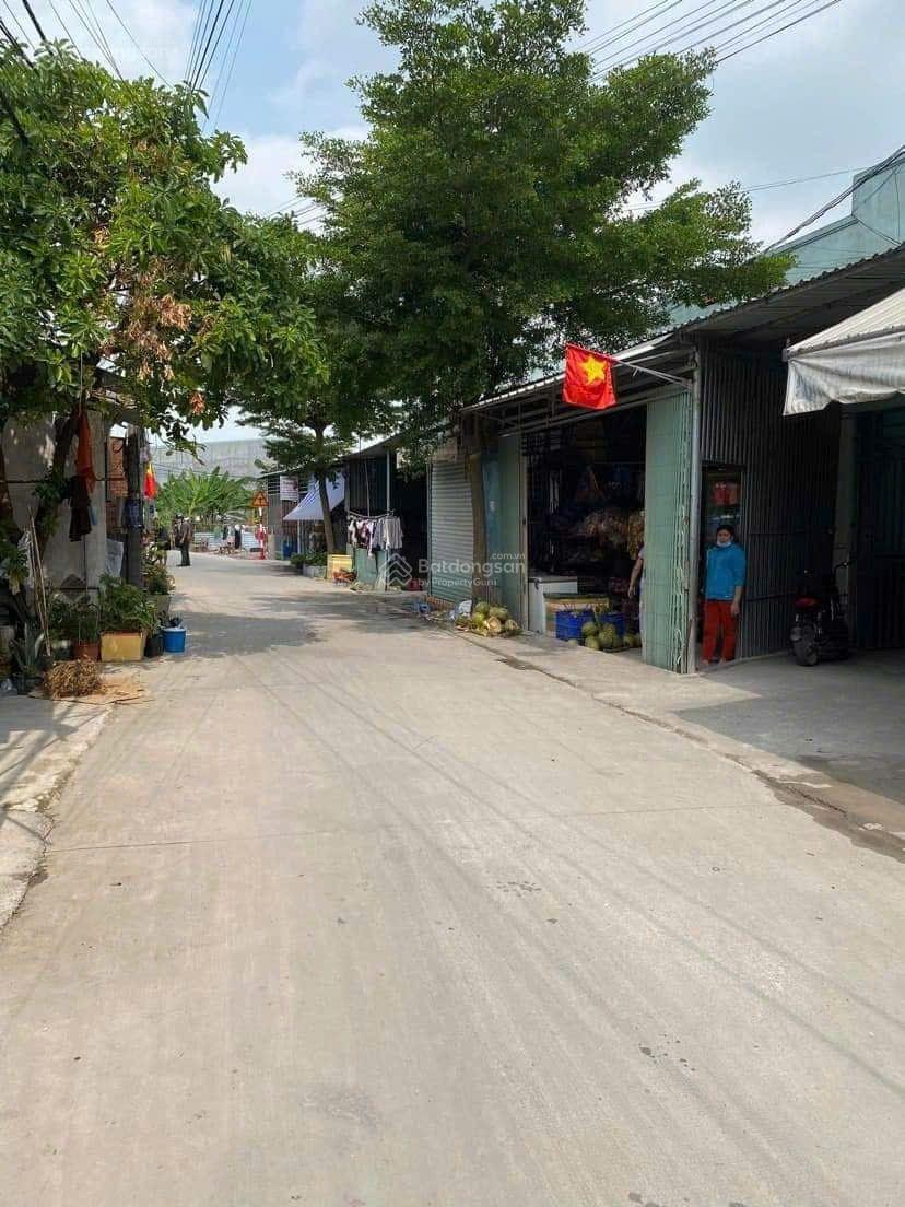 Bán phòng trọ còn mới có 31p và 2kiot ở đường Bình Chuẩn 17 đi vào. Thu nhập gần 60tr/tháng, 14ty5