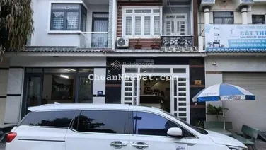 Nhà phố 2 lầu trệt KDC Phú Hồng Thịnh 6 gần QL1K phường Đông Hòa Dĩ An