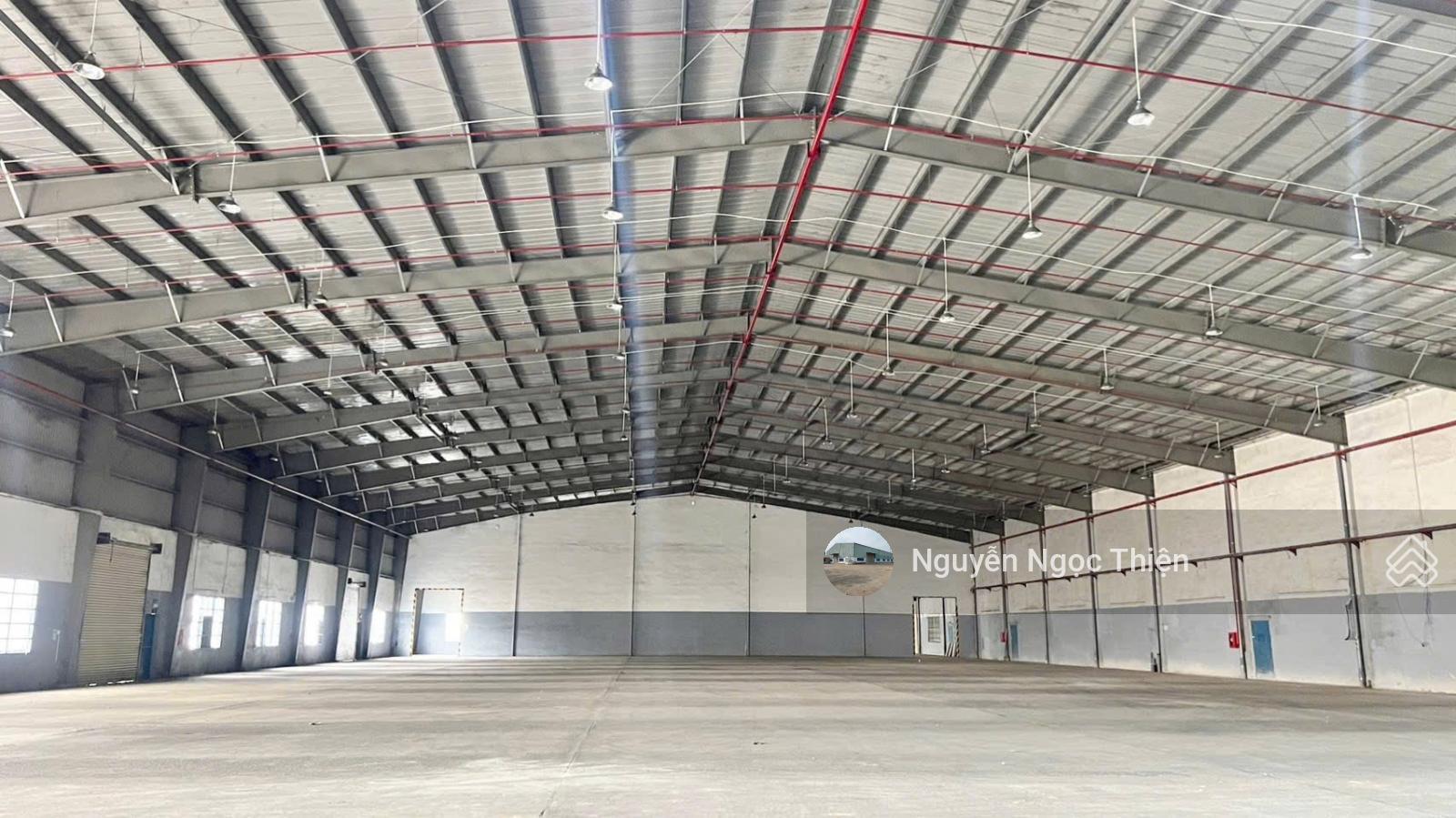 Cho thuê kho 3000m2, 5000m2 gần KCN Cao, Quận 9