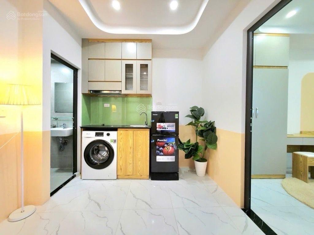 Toà nhà dòng tiền, Quân Nhân - Nhân Hoà. 6 tầng thang máy, 24 căn 1 khách, 1 ngủ. 126m2 x MT 8m.