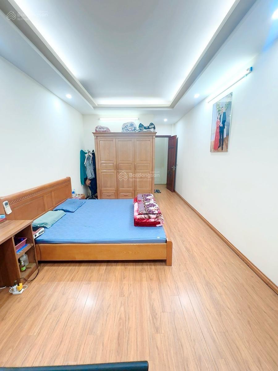 Gấp! Giảm 600tr! Hồ Tùng Mậu, xe 10 tấn đỗ cửa, ngõ thông kinh doanh đỉnh, dân xây, ở ngay, sổ đẹp